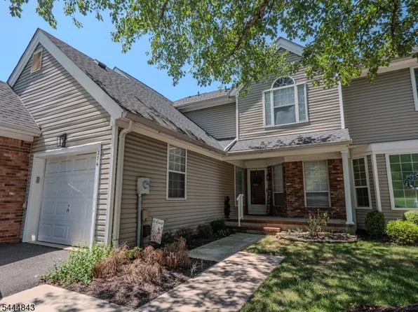 274 Morning Glory Ct, Readington Twp., NJ 08889