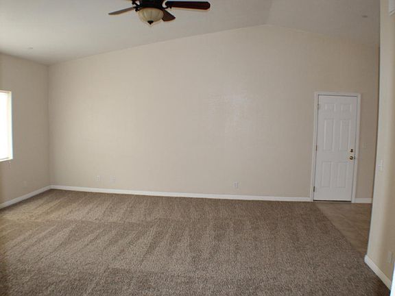 4th image of 41400 151st St E