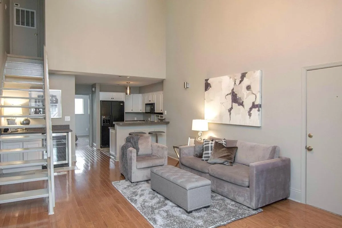 5001 Grande Drive — Photo 1