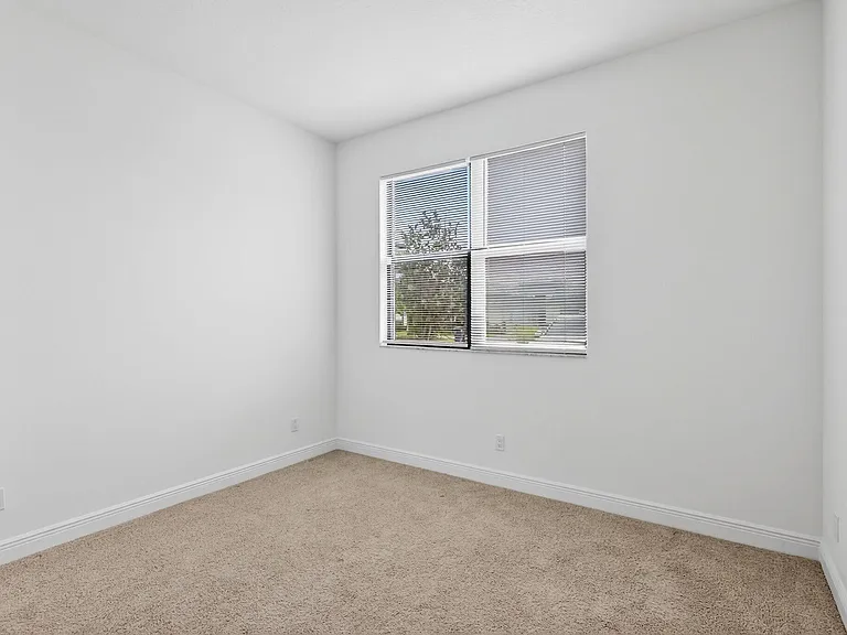 11344 SW Pietra Way — Photo 31