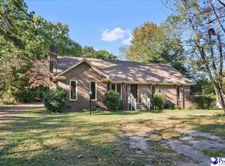 1004 Lee Cir, Hartsville, SC 29550