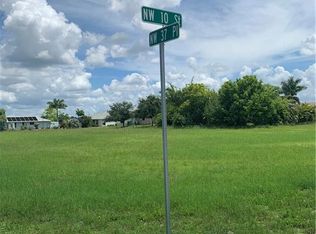 1001 NW 37th Pl, Cape Coral, FL 33993