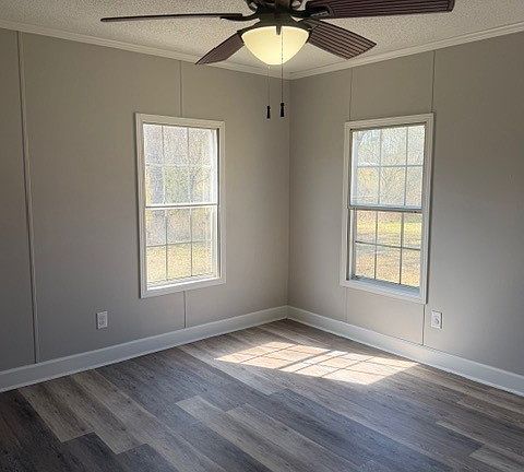3rd image of 1008 Pin Oak Ln