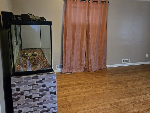 fish tank for free if wanted