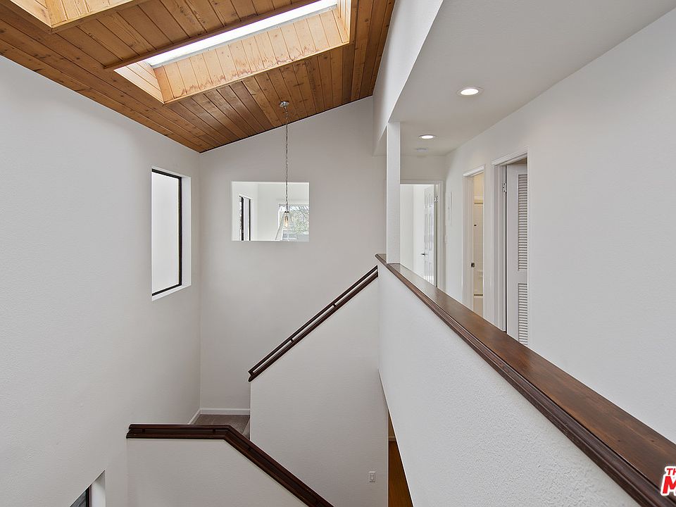 1st image of 535 1/2 Venice Blvd