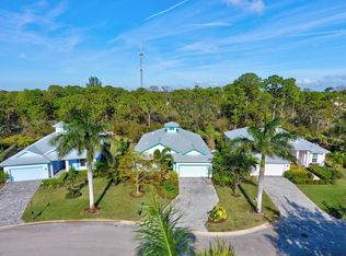 2484 NW Hummingbird Cir, Stuart, FL 34994