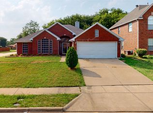 8343 Crystalwood Dr, Dallas, TX