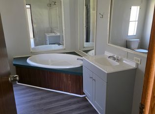 117 Foxcroft Dr, Thomasville, GA 31757