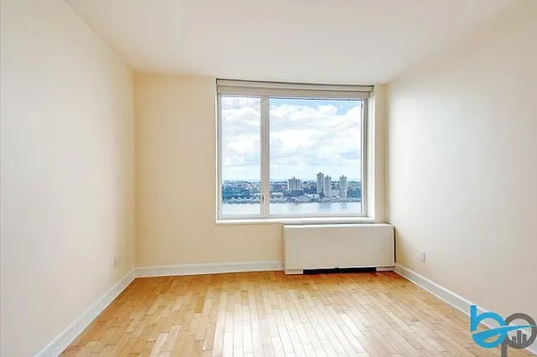 Rented by Botensten Properties International | media 3