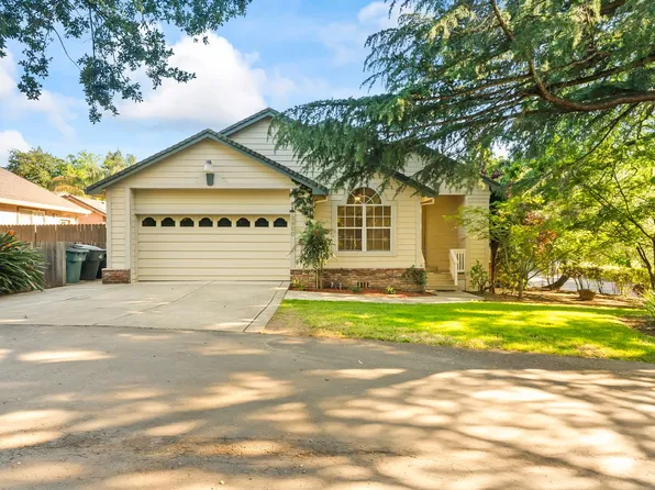 3900 Green Forest Ln, Sacramento, CA 95821