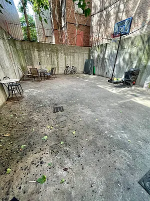 Rented by Fairbank Properties LLC | media 8