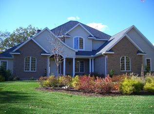 34 Warren Gln, Burlington, CT 06013