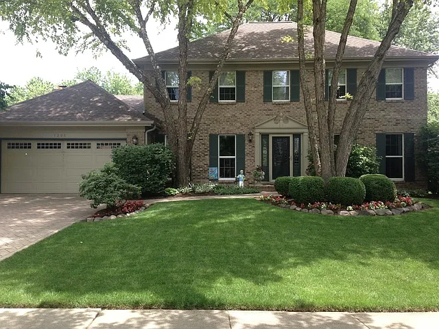 1206 Johnson Dr photo 1