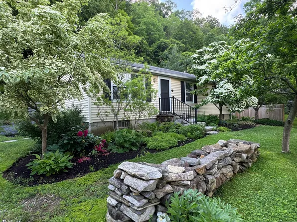 15 Echo Street, Salisbury, CT 06068