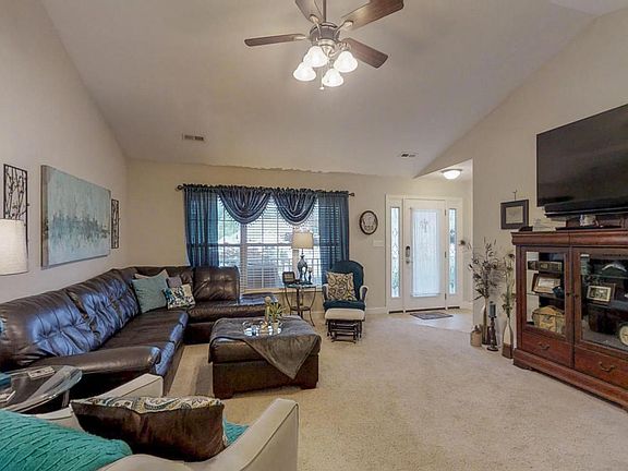 2nd image of 1126 Mercer Dr
