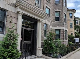 471 Washington St APT 5, Brookline, MA 02446