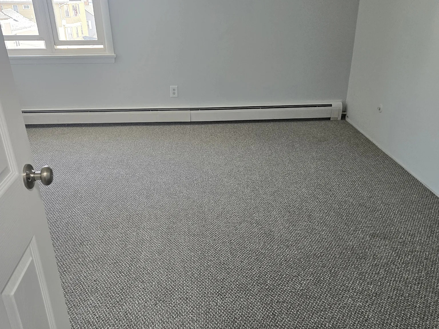 1 bed, 895 sqft, $1,595 — Photo 4