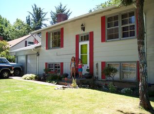 225 SE Liberty Ct, Gresham, OR 97080