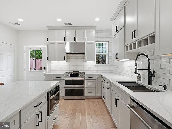 3rd image of 1344 Half St SW #1344