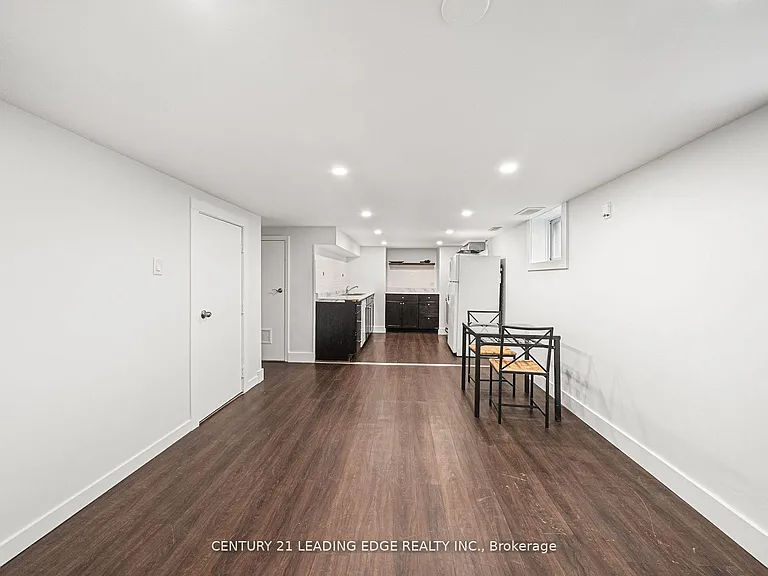 620 B Birchmount Rd #1B — Photo 6