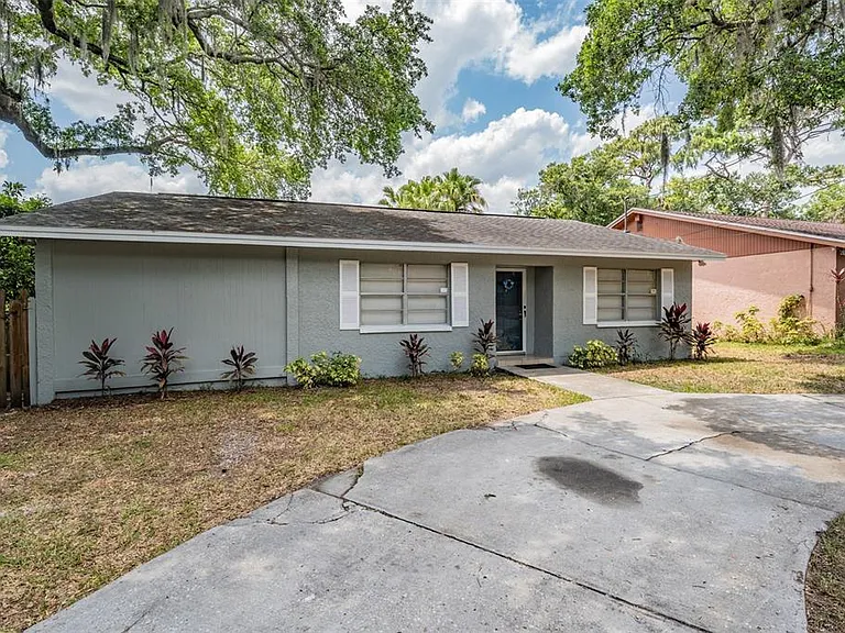 9616 N Oklawaha Ave #1/2 — Photo 43