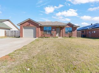 608 Mesquite Dr, Rio Vista, TX 76093