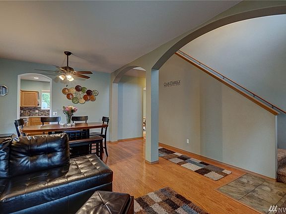 2nd image of 15751 Yelm Terra Way SE