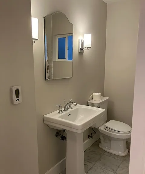 1070 Pine St — Photo 10