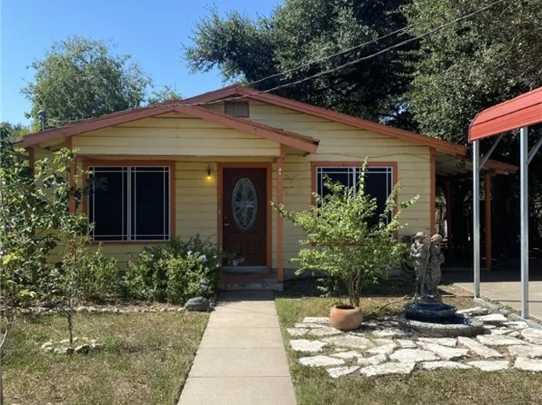 205 Monterrey St, Alice, TX 78332