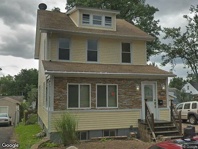 648 E 3rd Ave photo 1