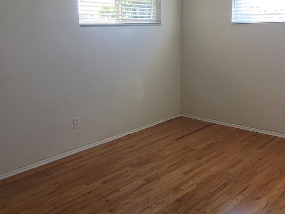 5th image of 4652 Bancroft St