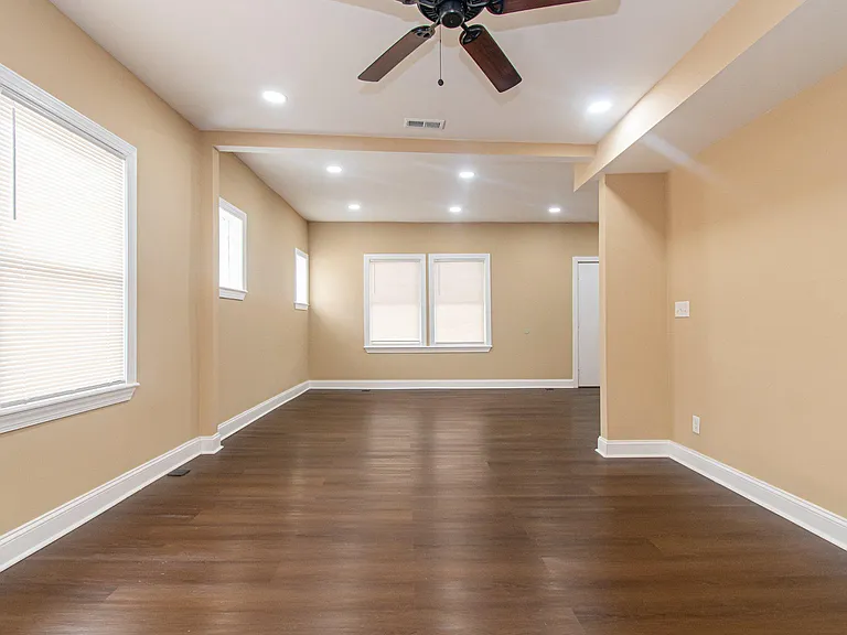 4103 Barrington Rd #2 — Photo 9