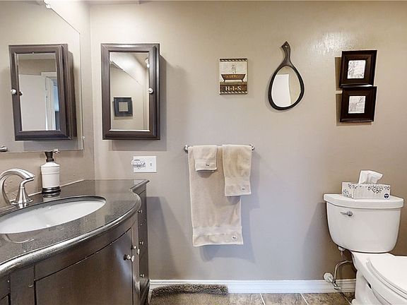 4th image of 439 Burroughs Dr #F