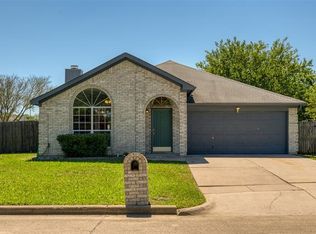 6326 Brookbriar Ct, Arlington, TX 76018