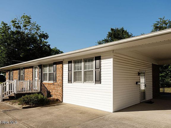 3rd image of 1612 Fairground Road