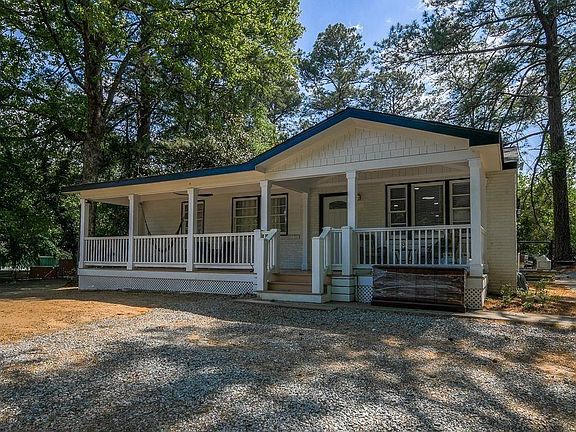 3rd image of 367 Macedonia Rd SE