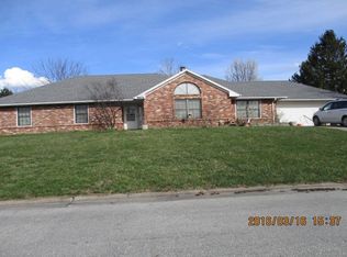 5611 E Waterfront Dr N, Columbia, MO 65202