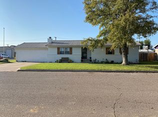 115 SW 8th St, Laverne, OK 73848