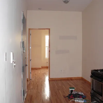 Rented by Nooklyn NYC LLC | media 18