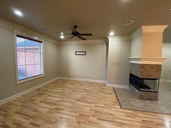 2nd image of 120 Legend Creek Dr