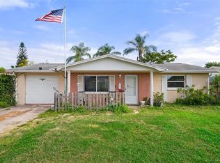 3215 Roxbury Dr, Holiday, FL 34691