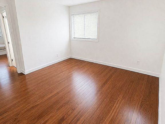 4th image of 16 Ridge Rd