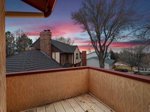 5 Sandcastle Ct, Pueblo, CO 81001
