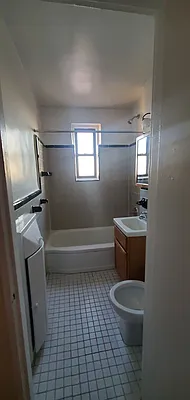 Rented by Contact Realty | media 10