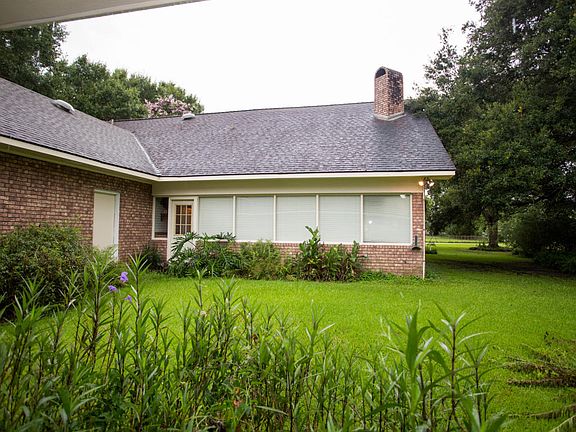 5th image of 8806 Meadow Ln