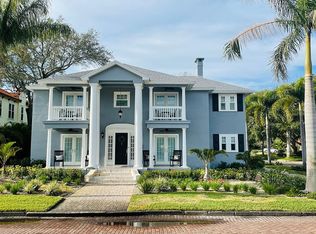2430 Coffee Pot Blvd NE, St Petersburg, FL 33704