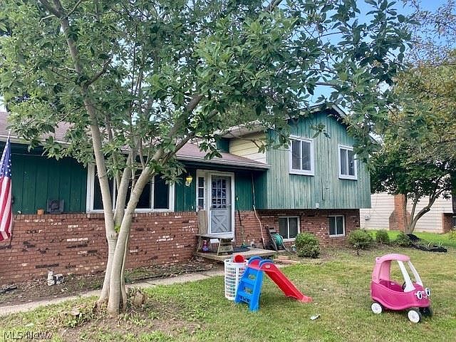 1st image of 301 Bowhall Dr