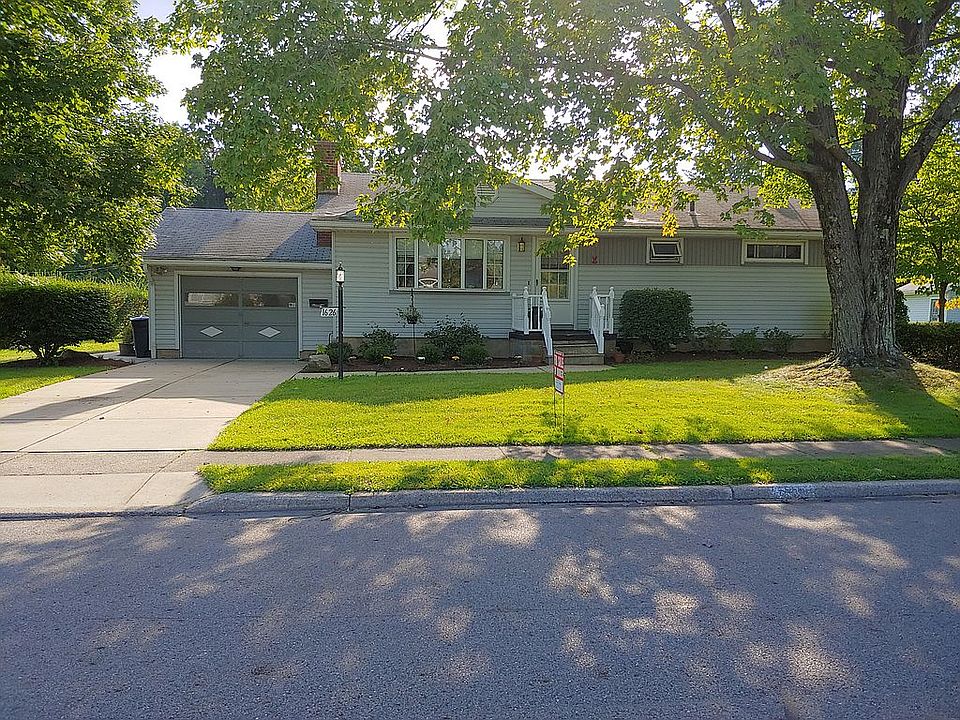 1st image of 1626 Greenwood Ave