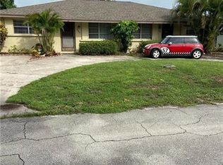 3402 SE Hawthorne St, Stuart, FL 34997