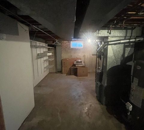3rd image of 531 Rose Ave